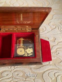 Vintage inlayed wood Sorrento Italy Jewelry Box &music box Plays landolf luigi