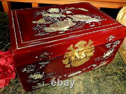 Vntge MUSICAL DK Red Lacquer Oriental Jewelry Chest Box MOTHER OF PEARL/ ABALONE