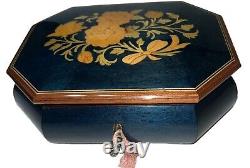 Vtg Inlaid Wood Lacquered Italian Music Box with Brass key lock. Works Great