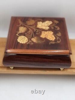 Vtg Italian Floral Inlay Walnut Wood Torna a Sorrento Music Trinket Jewelry Box