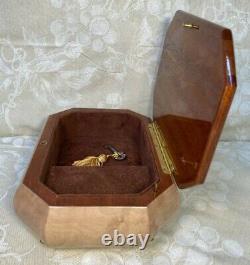 Vtg Italian Jewelry Case Plays Torna a Sorriento Nice Wood Case Sankyo Player