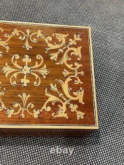 Vtg Swiss Reuge Lacquered Wood Jewelry Music Box Scrolling Design Love Story