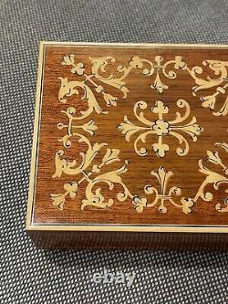 Vtg Swiss Reuge Lacquered Wood Jewelry Music Box Scrolling Design Love Story