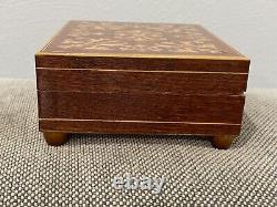 Vtg Swiss Reuge Lacquered Wood Jewelry Music Box Scrolling Design Love Story