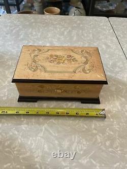 WORKS! Vintage Sankyo Orpheus 50 note Music Box Wood RARE FLOWER BOX