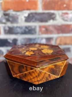 Working Reuge music jewelry box With Italian Wood Inlay Hexagonal Zhivago Lara's