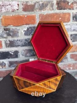 Working Reuge music jewelry box With Italian Wood Inlay Hexagonal Zhivago Lara's